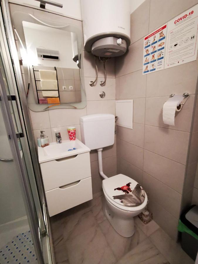 Ema Studio Apartman Karlovac Luaran gambar