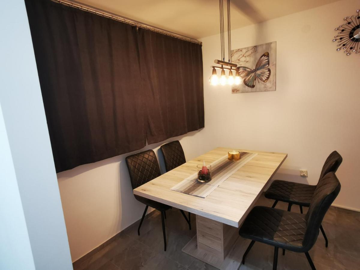 Ema Studio Apartman Karlovac Luaran gambar