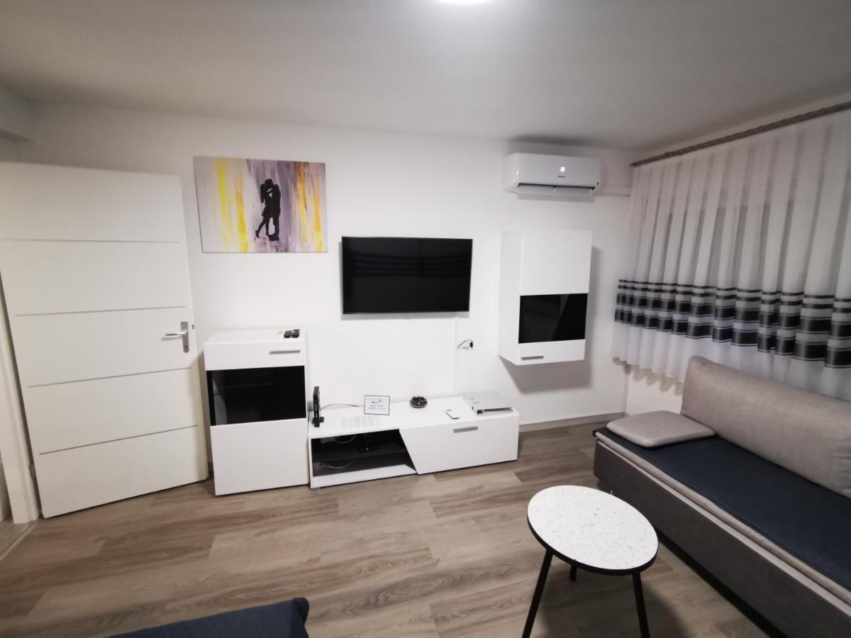 Ema Studio Apartman Karlovac Luaran gambar